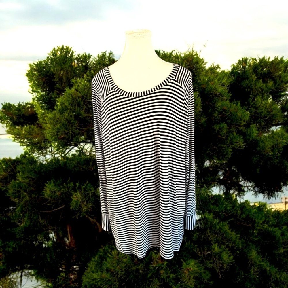 DE COLLECTION Athletic Athleisure Long Sleeve Striped Shirt with Elbow Pads